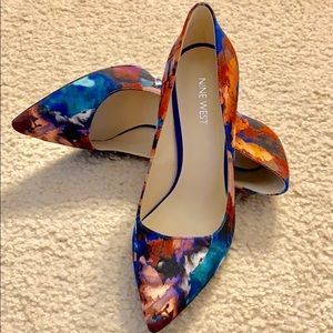 Nine West colorful pumps. NEVER USED
